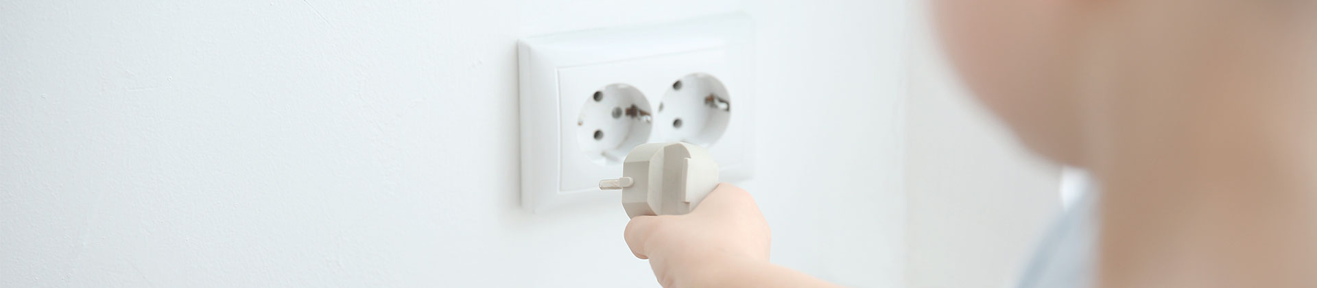 13a switch socket